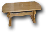 drveni masivni stol
